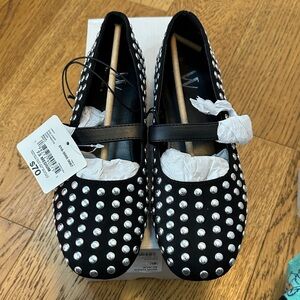 NIB. Worthington Dazie Black Mary Jane Flats with Silver Studs 7.5